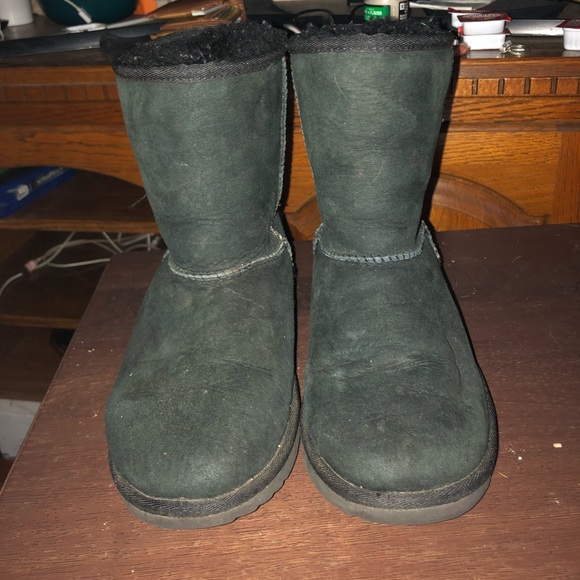 Ugg boots - Picture 1 of 2